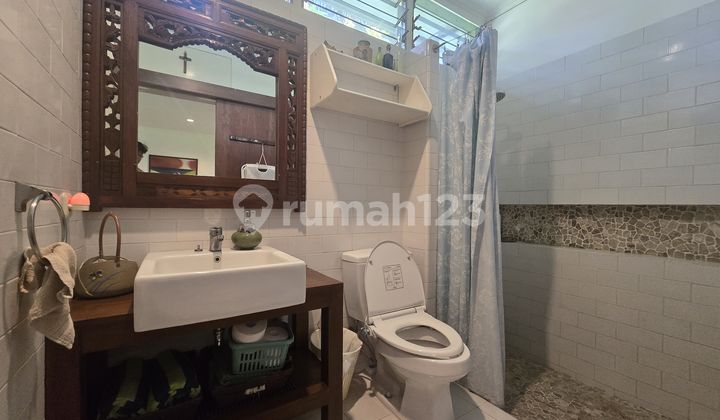 Harga Termurah ! Dijual Cepat Rumah Siap Huni Di Area Kemang 11