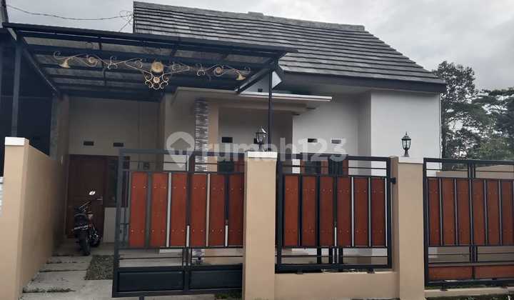 Rumah Pesan Bangun Dekat Jalan Raya Boyolali 4