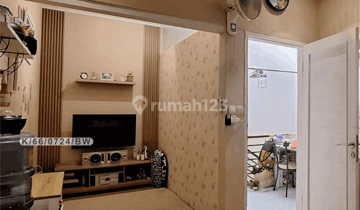 Rumah 2 Lantai Semi Furnished  Di Taman Kopo Indah 3 Bandung 1