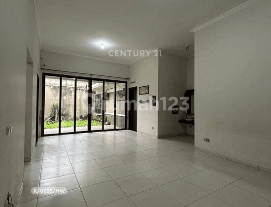 Comfortable Ready-to-Occupy House Location in Kota Baru Parahyangan, Padalarang Comfortable Ready-to-Occupy House Location in Kota Baru Parahyangan, Padalarang