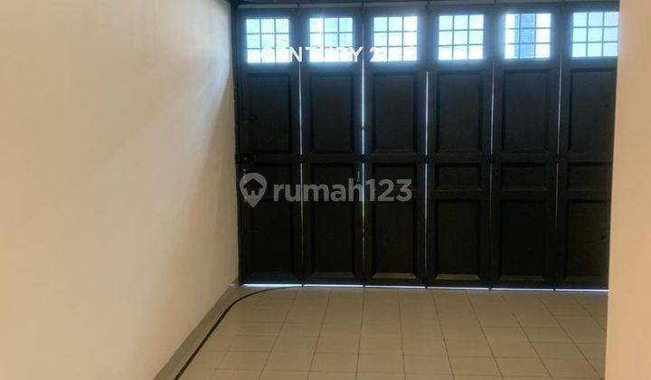 RUMAH 2 LANTAI NYAMAN SIAP HUNI  STRATEGIS DI CIPAGANTI BANDUNG 2