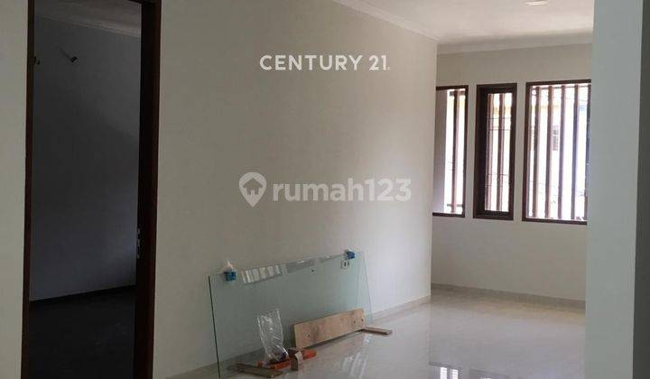 Rumah Luxury SHM Siap Huni Di Mekarwangi Bandung 2