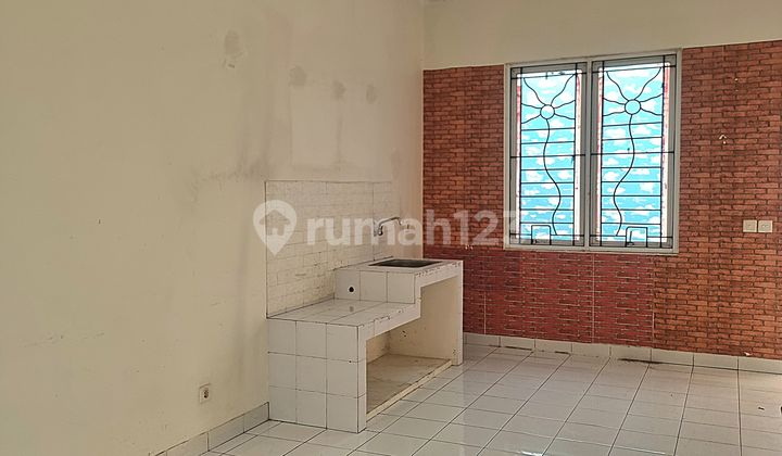 SINGLE-STORY HOUSE NEAR HIGHWAY, TRAIN, MARKET, AND AEON. BSD CITY. SINGLE-STORY HOUSE NEAR HIGHWAY, TRAIN, MARKET, AND AEON. BSD CITY.