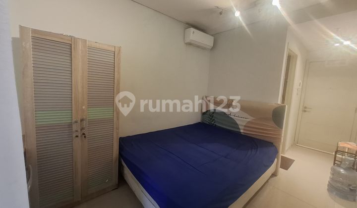 For Rent Studio Apartment Madison Park Furnished Strategic Location Close to Central Park Mall, Neo Soho, Mall Taman Anggrek Citra Land, and Tarumanegara University, Ukrida Campus, Podomoro University