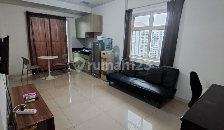 For Rent: 2BR Madison Park Furnished Apartment in Strategic Location Near Central Park Mall, Neo Soho, Taman Anggrek Mall, Citra Land, and Tarumanegara University, Ukrida Campus, Podomoro University