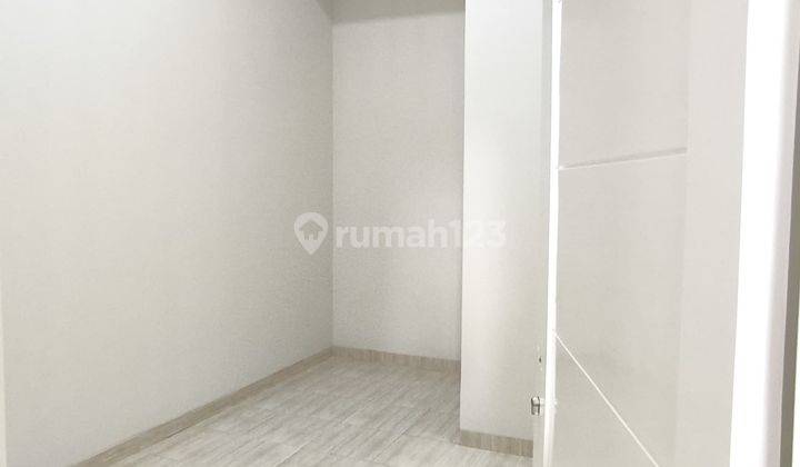 Rumah 1 Lantai Siap Huni, Dekat Stasiun Lrt 2