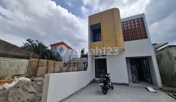 Rumah Siap Huni' Nempel Tol Jatiasih 2