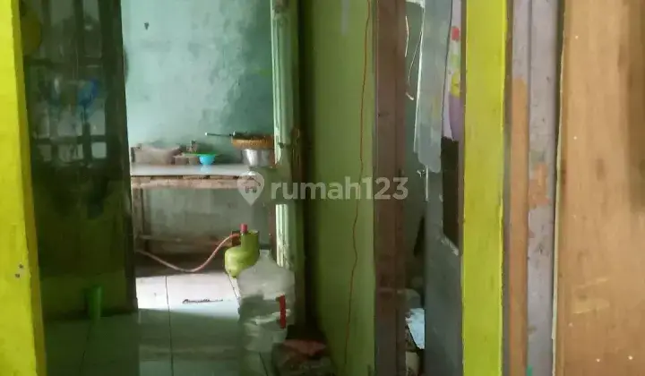 Rumah kios di jalan Pemda Cibinong  8
