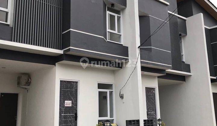 Jual Rumah Bintaro,2 Lantai 800 Jtaan 5 Km Tol Kunciran Serpong 1