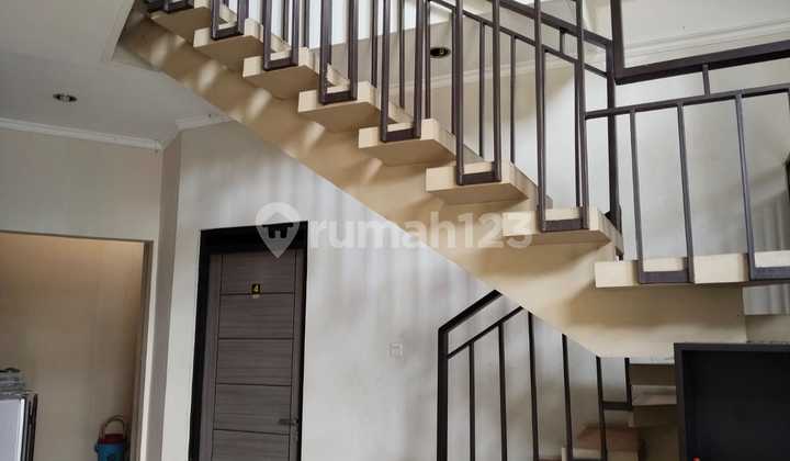 Boarding House for Sale in Jatinangor, Land Area 136M², SHM, 10 Rooms, Near IPDN. 2