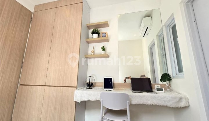 Kost House for Sale in Tanjung Duren Net Income 160M/Year ROI 8-10% 2