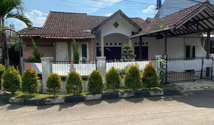 Rumah Posisi Hook di Villa Pamulang, Tangerang Selatan 2