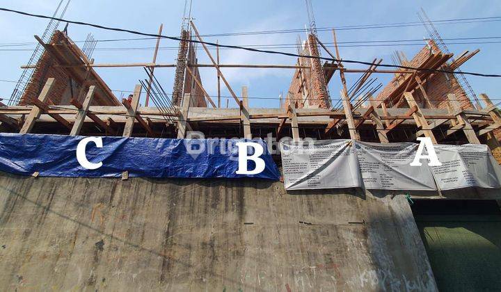 Rumah Tanjung Duren Dekat Pusat Kuliner Tanjung Duren Jakarta Barat-3 Lantai & Rumah Baru 2