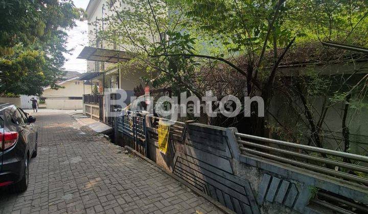 Rumah Taman Ratu Dekat Pusat Kuliner Jakarta Barat-Rumah Lama Hitung Tanah 2