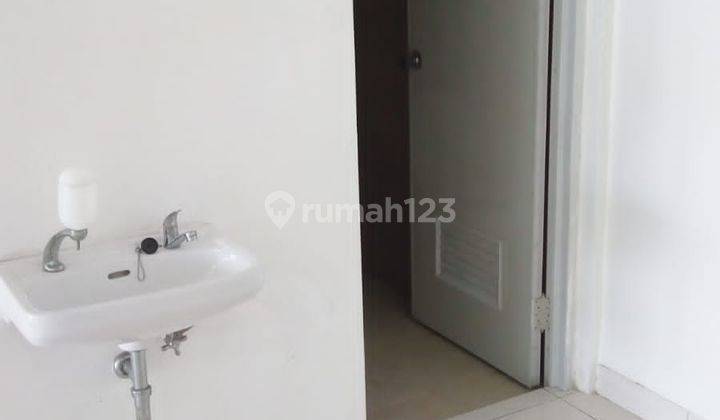 Di Sewakan Ralat : 
Posisi Ruko di jalan utama dan seberang Burger King Vila Mutiara Gading 2 Gading Terrace 8