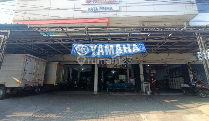 Jual Cepat Ruko Ruang Usaha Showroom Lokasi Sangat Strategis  1