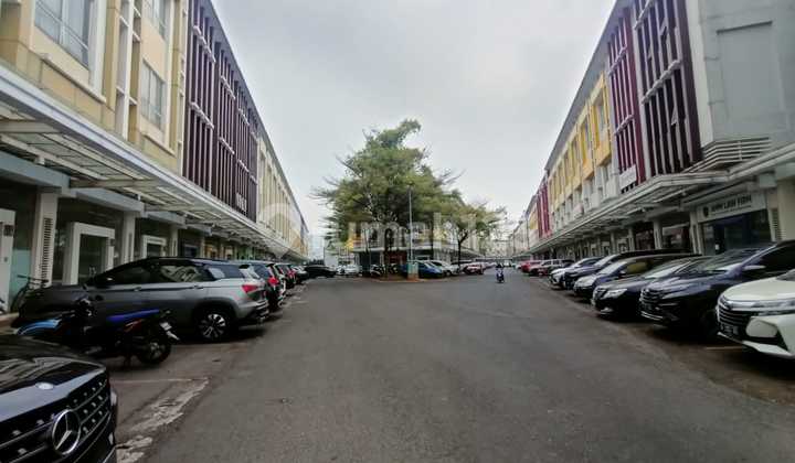 Ruko Summarecon Bekasi Emerald Commercial 3 Lantai
