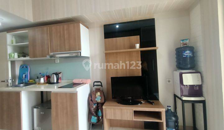 Apartment Springlake Summarecon Bekasi studio Full Furnish Bagus 2