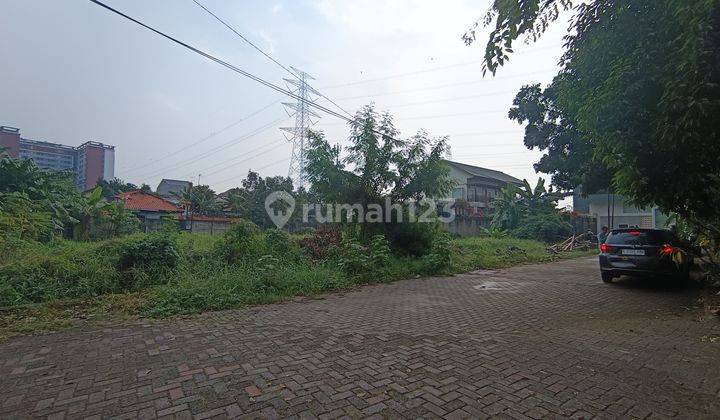 Tanah di Perumahan Eramas 2000 300 m² HGB lokasi Hadap Taman 2