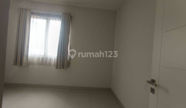 Rumah 2 Lantai Acacia Residence Summarecon Bekasi Furnish Bagus 2