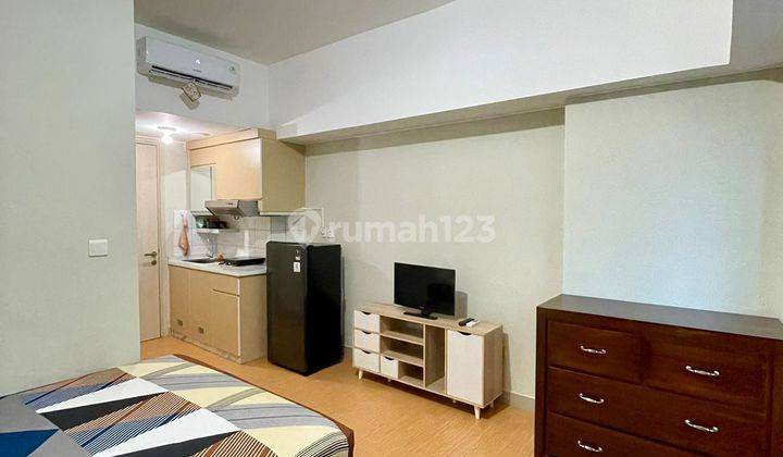 Di sewakam apartemen Spring lake Summarecon Bekasi 2