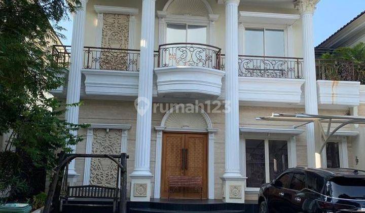 Rumah 3 Lantai Bagus SHM di Lippo Village, Tangerang 1