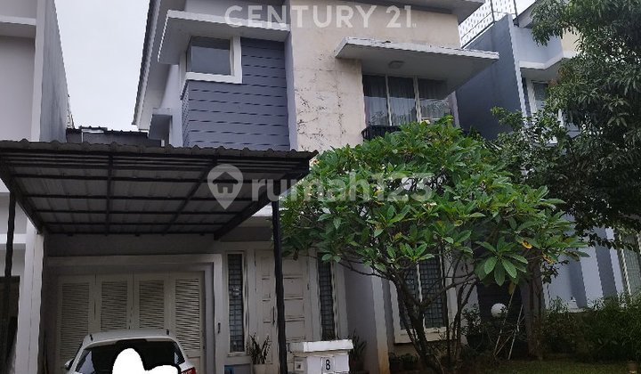 Ready-to-Occupy House in Pondok Hijau Golf, Gading Serpong, Tangerang