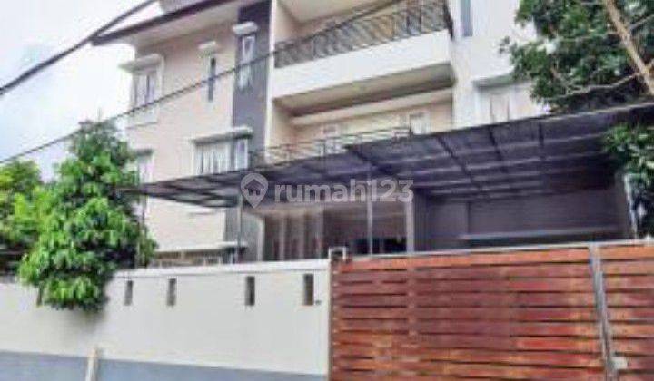 Di jual rumah 3 ,5 lantai di kebun jeruk Jakarta barat 2