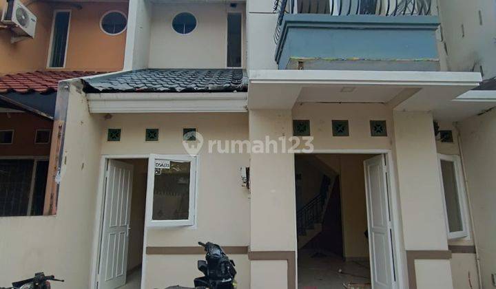 Rumah 2 Lantai Unfurnished SHM di Palem Lestari, Jakarta Barat 1