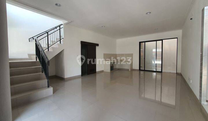 Rumah 2 Lantai di Rumah Milenial Pik2, Tangerang 2