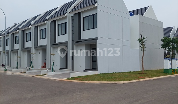 Dijual rumah 2 lantai di Puri indah dekat perkantoran 