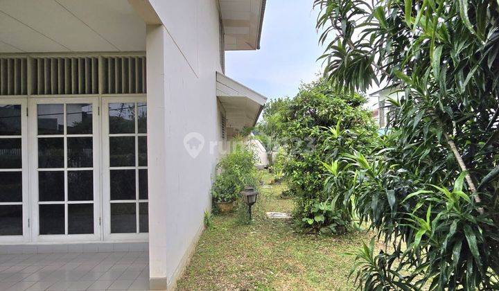 Rumah Harga Bu Posisi Hoek Di Bintaro Jaya Sektor 1 Komplek Asri Dan Nyaman 2