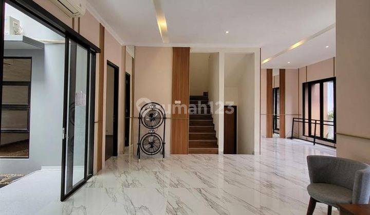 Rumah Minimalis Modern siap huni harga menarik di Cluster Emerald Bintaro Jaya sektor 9