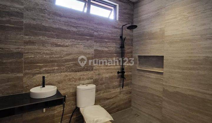 Rumah Minimalis Modern siap huni harga menarik di Cluster Emerald Bintaro Jaya sektor 9