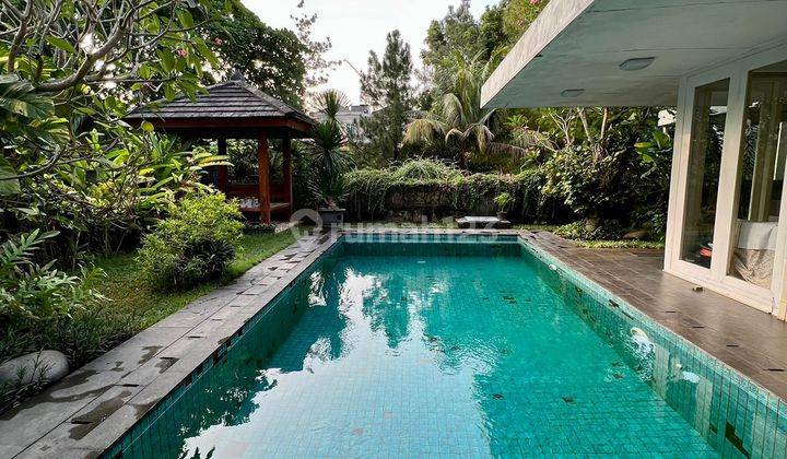 Rumah ada private swimming gazebo dalam perumahan di lebak bulus jakarta selatan 1