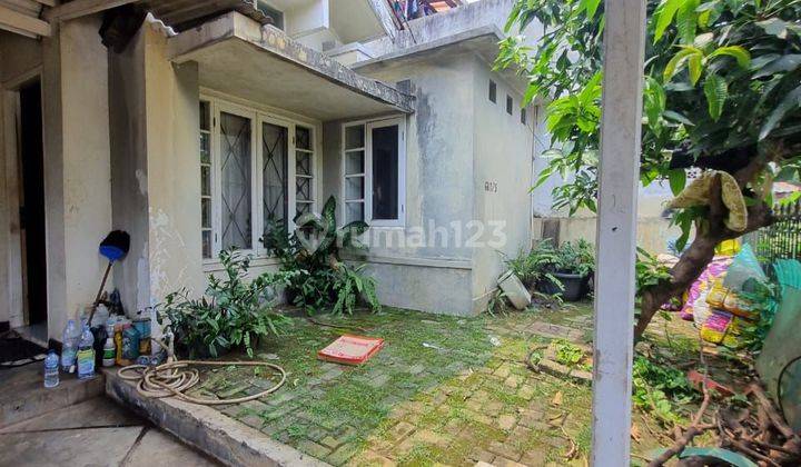 Rumah hitung tanah di perumahan graha raya bintaro jaya 1