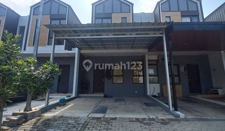 Rumah Hot Sale Di Cluster Castilla Bsd City Dekat Akses Tol  1