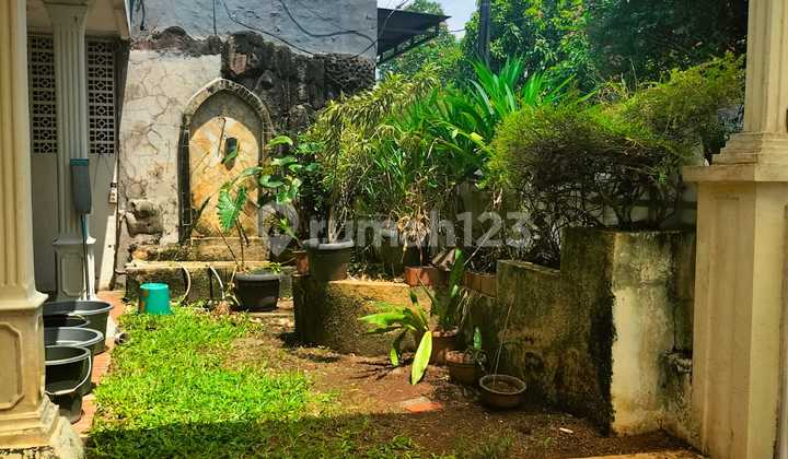 Rumah Lama Terawat Lokasi Asri Di Bintaro Sektor 1 Jakarta Selatan