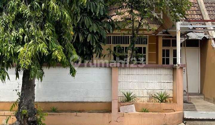 Rumah Hitung Tanahdalam Cluster Onegate Dan Row Jalan Lebar Didekatpasar Modern Bsd City