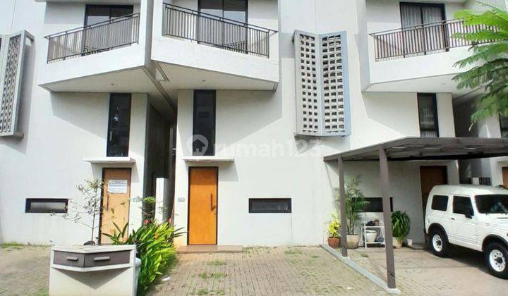 Rumah 3 Lantai Di Dalam Cluster Nempel Bintaro Sektor 9 1