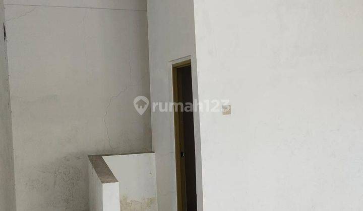 For Sale Commercial Shophouse In Sesetan 2