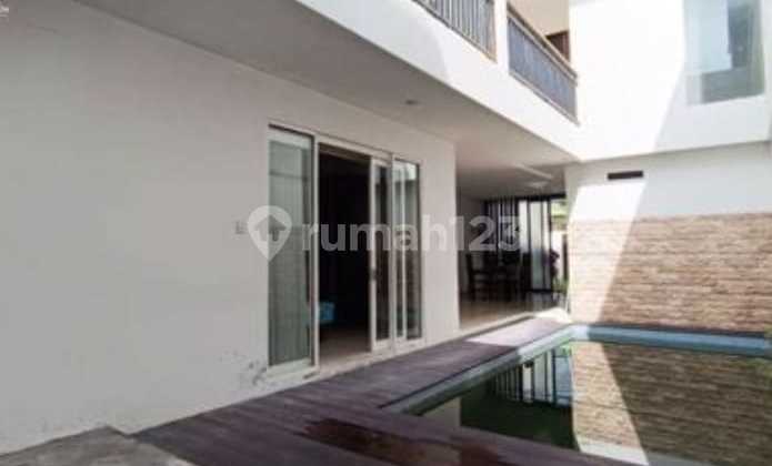 Di Jual Vila Lokasi Strategis Dan Siap Huni Di Seminyak Di Jual Vila Lokasi Strategis Dan Siap Huni Di Seminyak