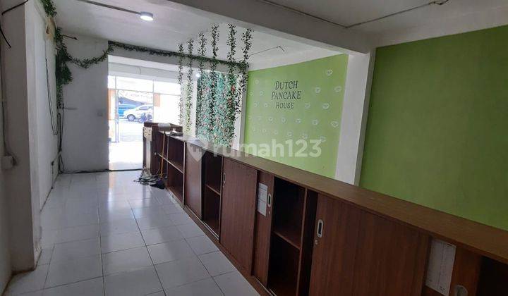 Di Sewakan Ruko 3 Lantai Di Jalan Dewi Sri Bali 1