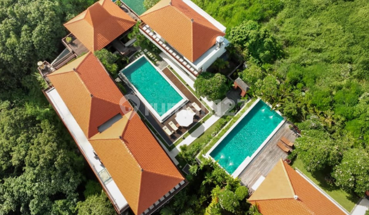 Sewa Vila Luxury Drupadi di Seminyak Bali