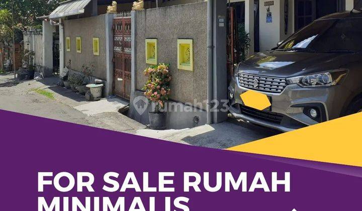 For Sale Comfortable and Safe Minimalist House in Padang Sambian 1