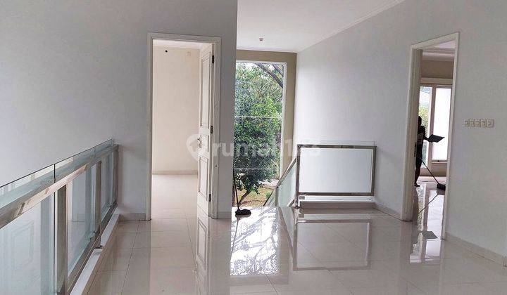 Dijual Cepat Rumah Hoek Bangunan Mandiri di De Latinos Bsd 2