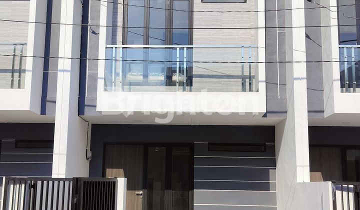 Rumah 2 lantai baru gress siap huni jalan raya oerr dekat kampus UPN Gununganyar Wiguna Purimas Rungkut Surabaya Rumah 2 lantai baru gress siap huni jalan raya oerr dekat kampus UPN Gununganyar Wiguna Purimas Rungkut Surabaya