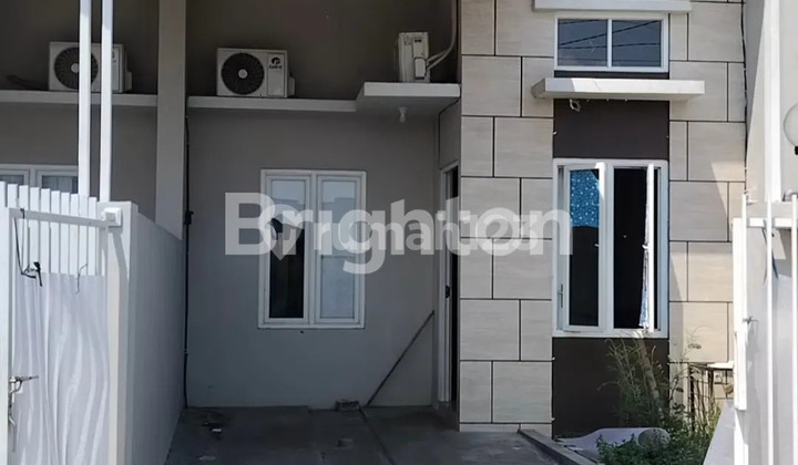 Rumah Full Furnished Cuma 5 Menit ke Kampus Ternama Surabaya Rumah Full Furnished Cuma 5 Menit ke Kampus Ternama Surabaya