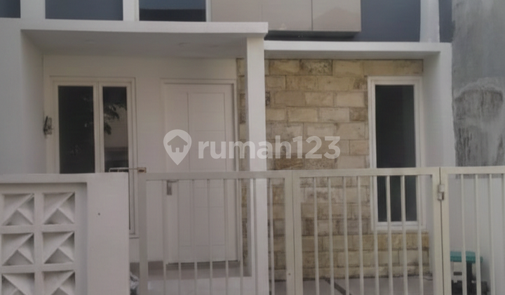 Rumah Siap Huni Minimalis Selangkah ke Surabaya dan Juanda Rumah Siap Huni Minimalis Selangkah ke Surabaya dan Juanda