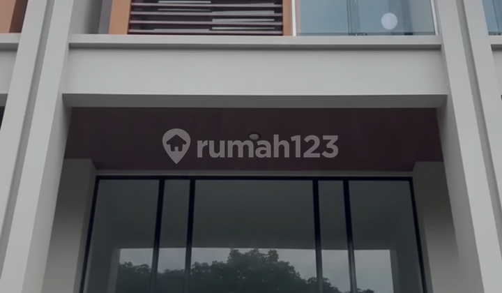 Jual Ruko 4 Lantai di Raya Merr Surabaya Unit Ready! Jual Ruko 4 Lantai di Raya Merr Surabaya Unit Ready!